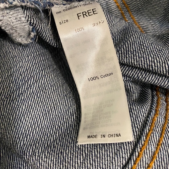 Moussy Distressed Patched Denim Jacket Size One Size - Picture 8 of 9